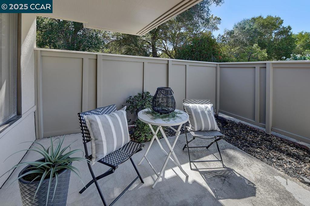 ROSSMOOR - Residential