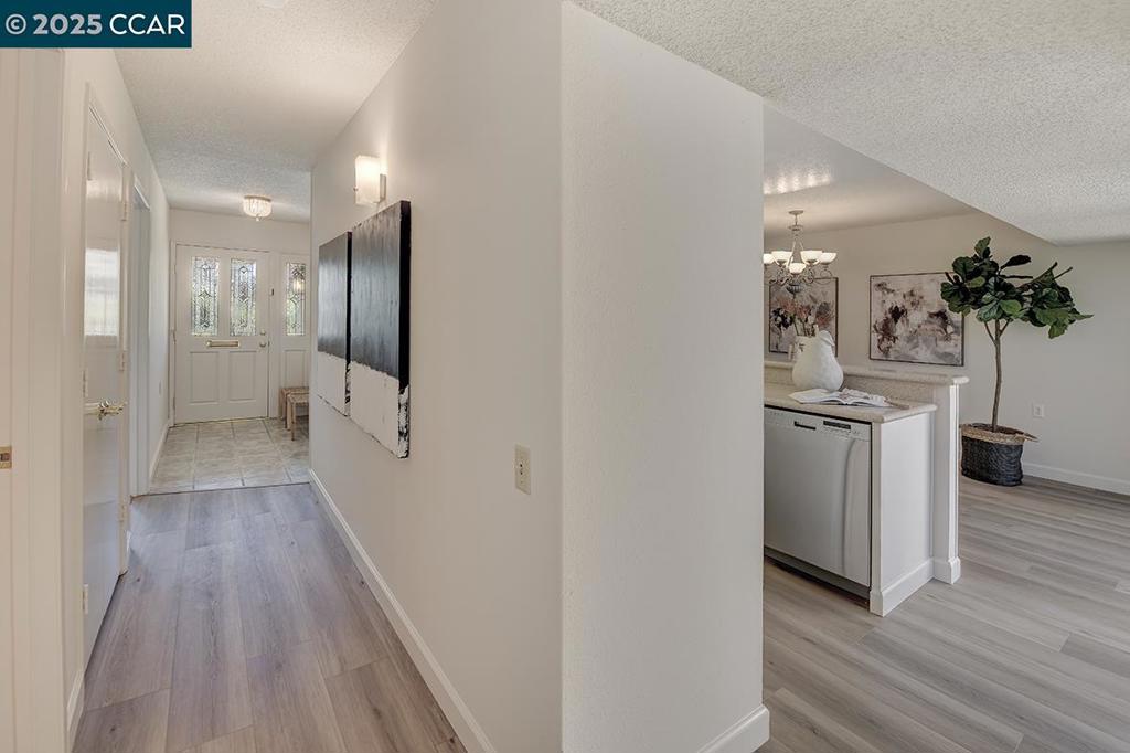 ROSSMOOR - Residential