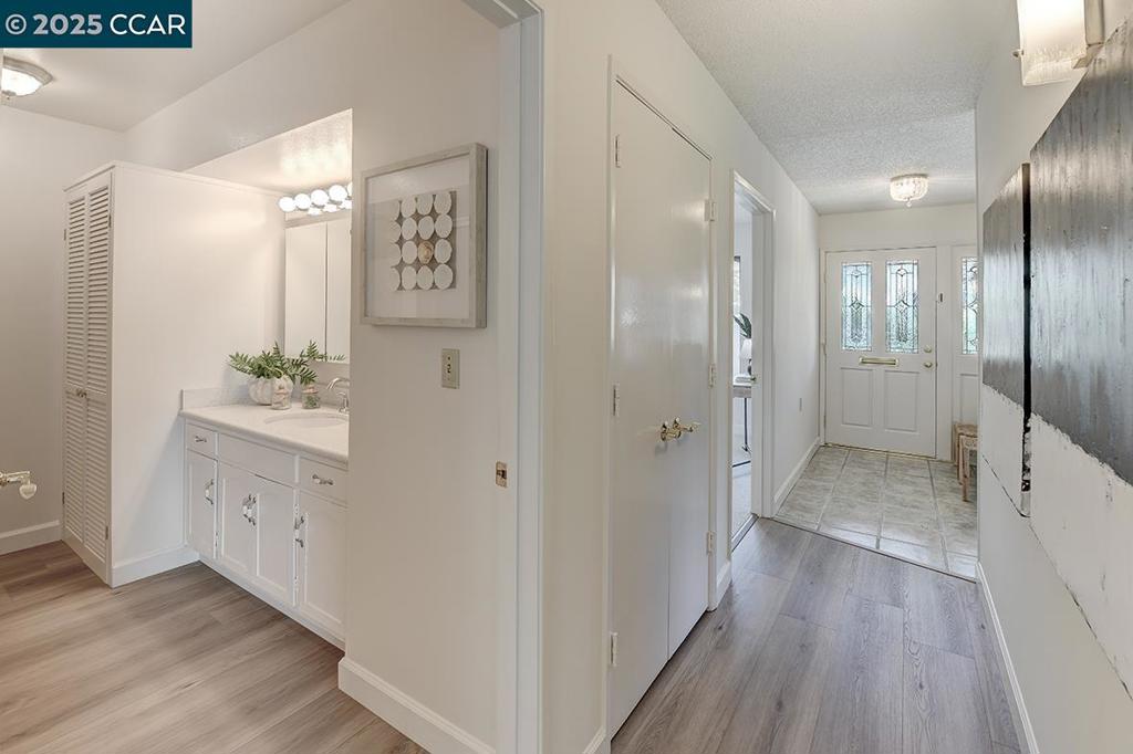 ROSSMOOR - Residential