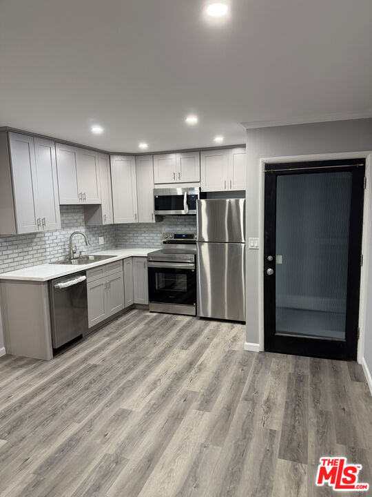 1510 W Balboa Boulevard F