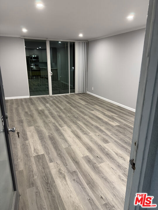 1510 W Balboa Boulevard F