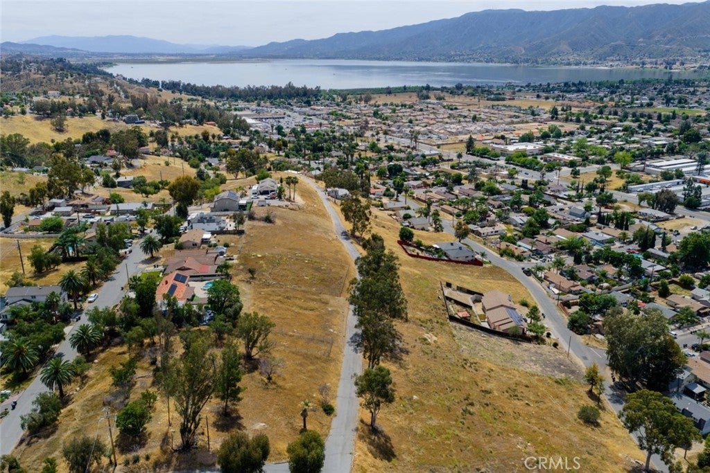 0 Lake Elsinore