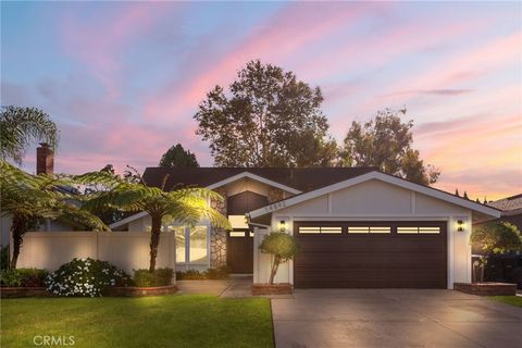 14892 Foxcroft Tustin CA 92780