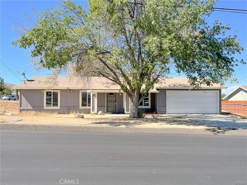 Photo of 40205 162nd St E, Palmdale, CA 93591 (MLS # SR26007643)