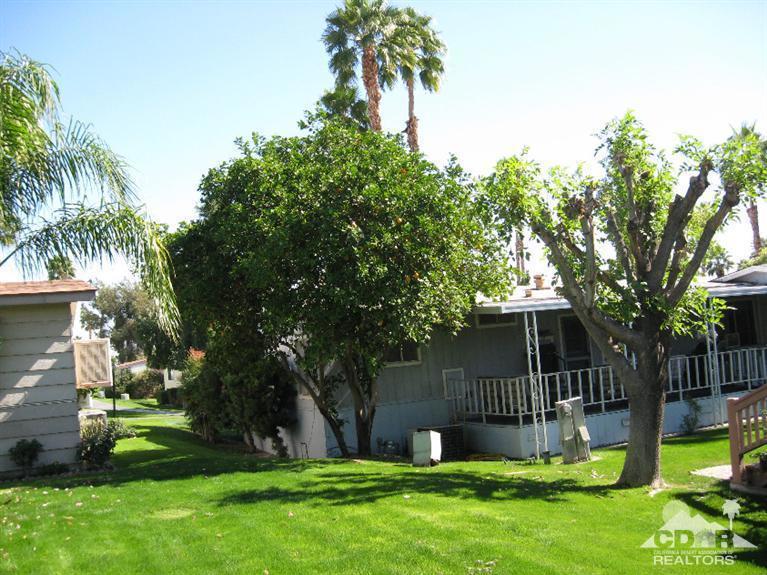 Desert Sands Mobile - Manufactured In Park