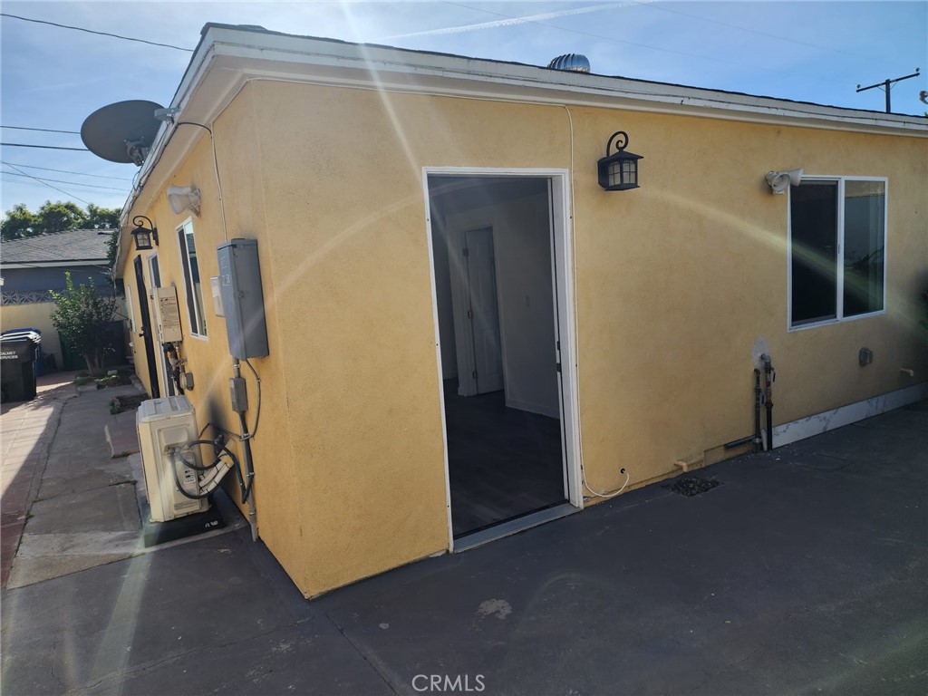 6824 Marcelle Street