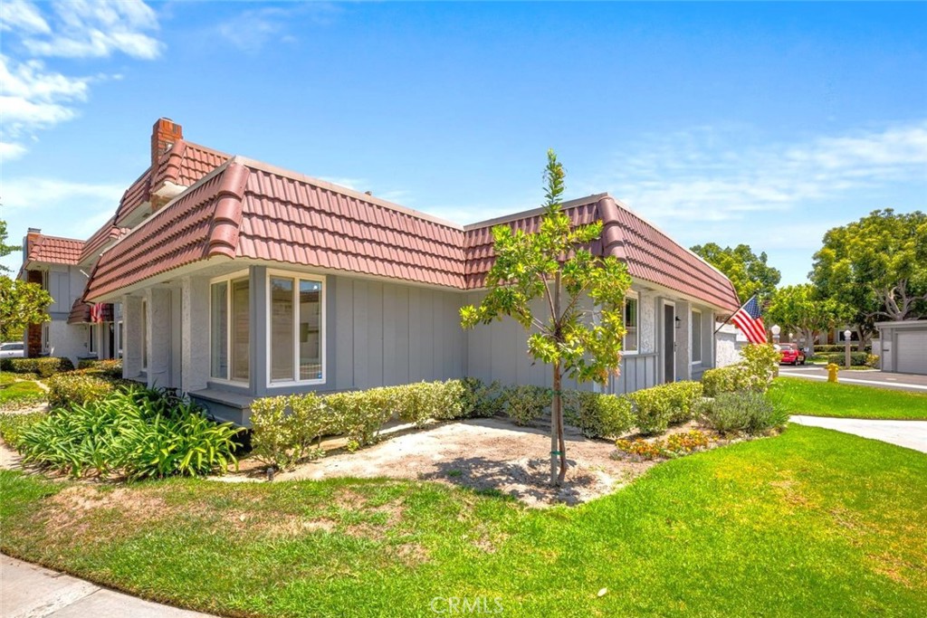 11257 Amelia Way