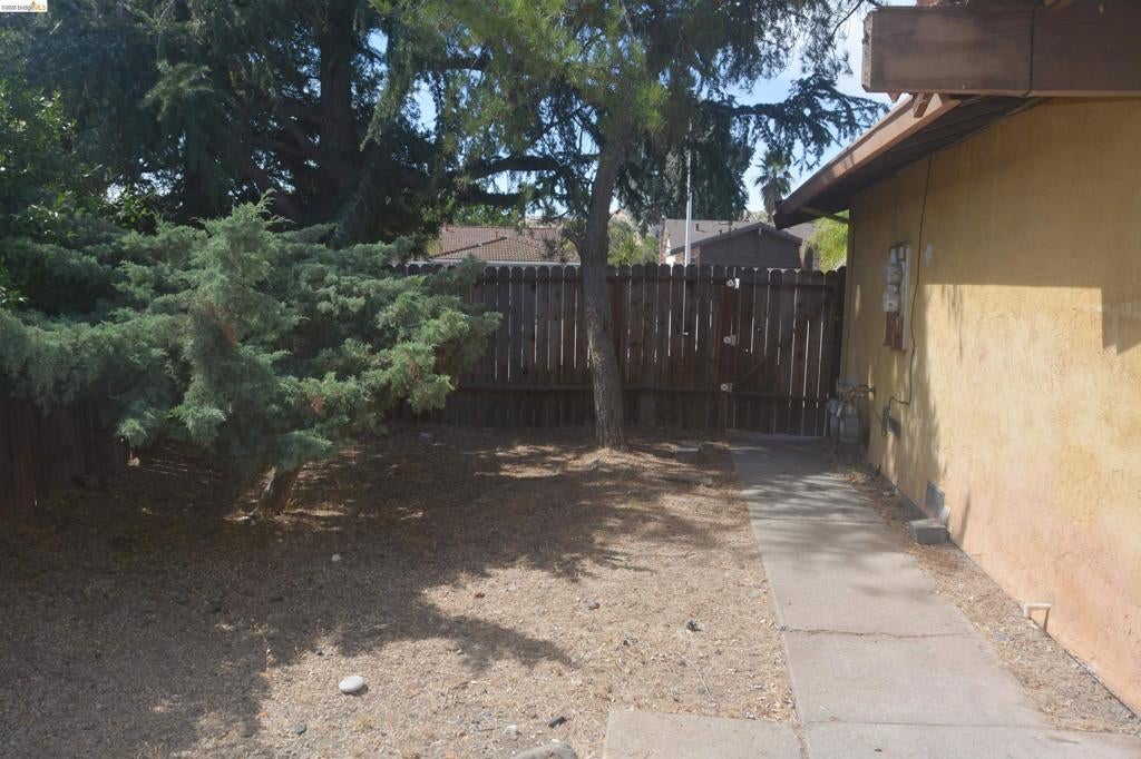 2522 Cathy Ct