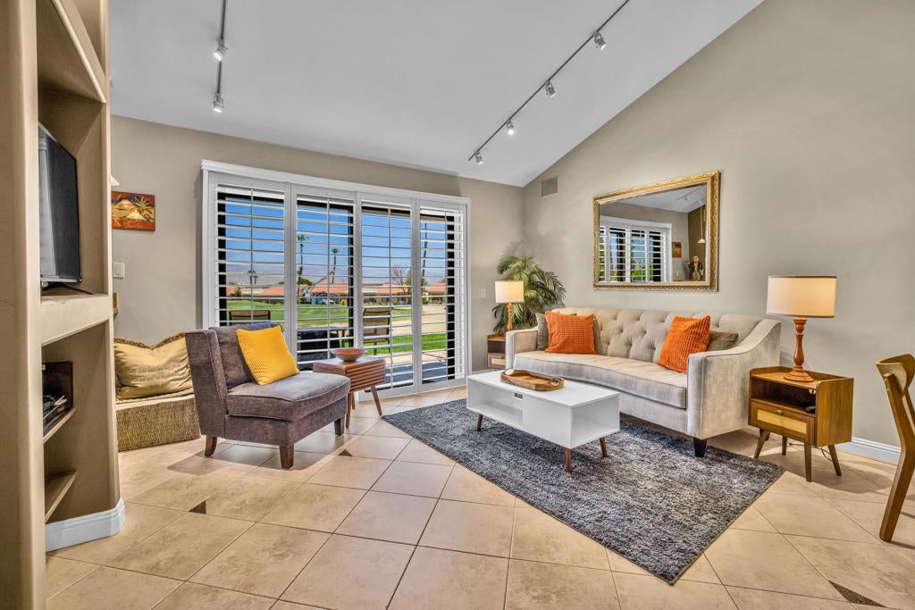 40898 La Costa Circle E