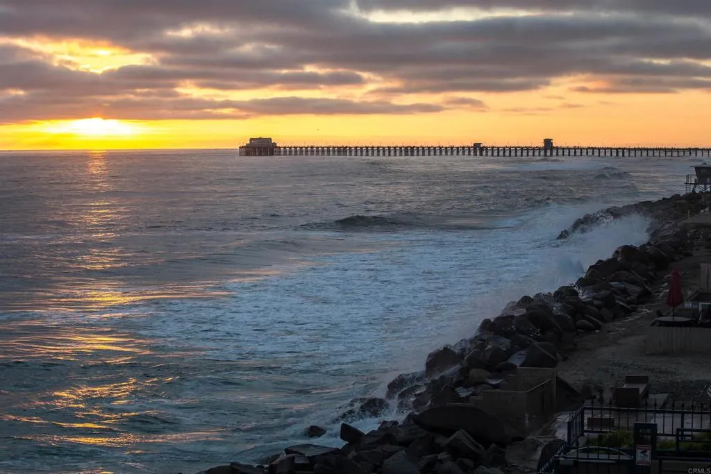 Oceanside, California 92054, United States, 3 Bedrooms Bedrooms, ,3 BathroomsBathrooms,Residential,Active,194296