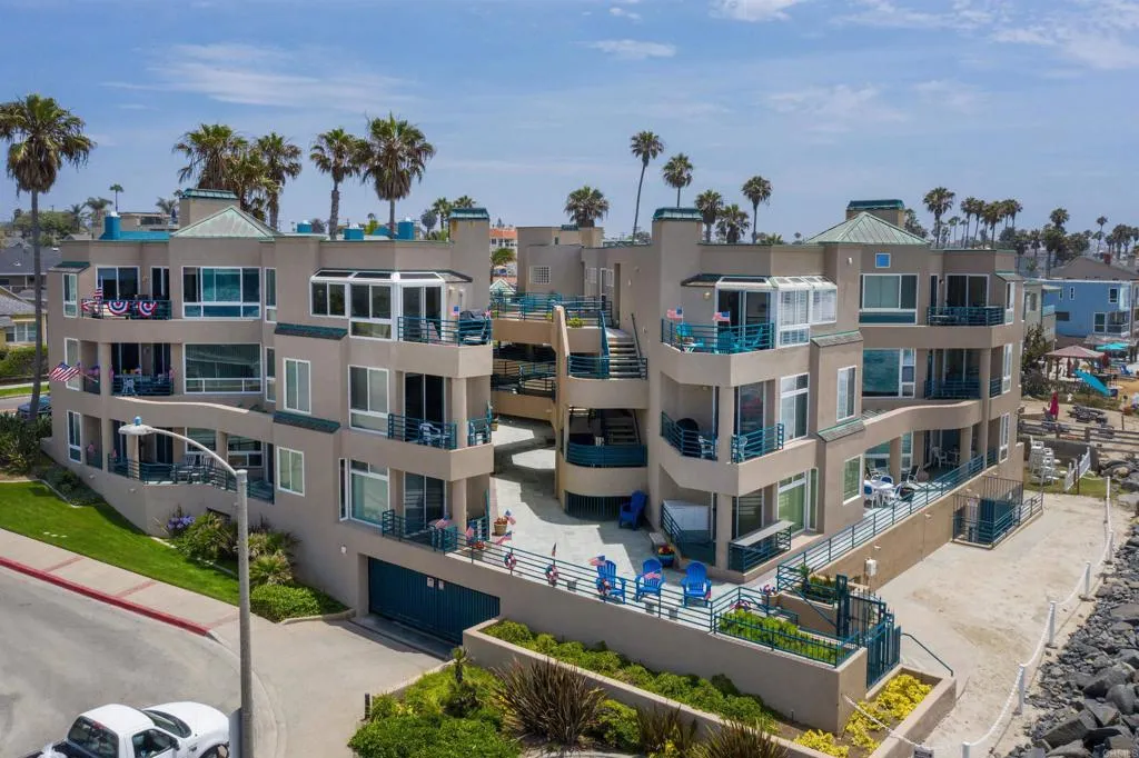 Oceanside, California 92054, United States, 3 Bedrooms Bedrooms, ,3 BathroomsBathrooms,Residential,Active,194296