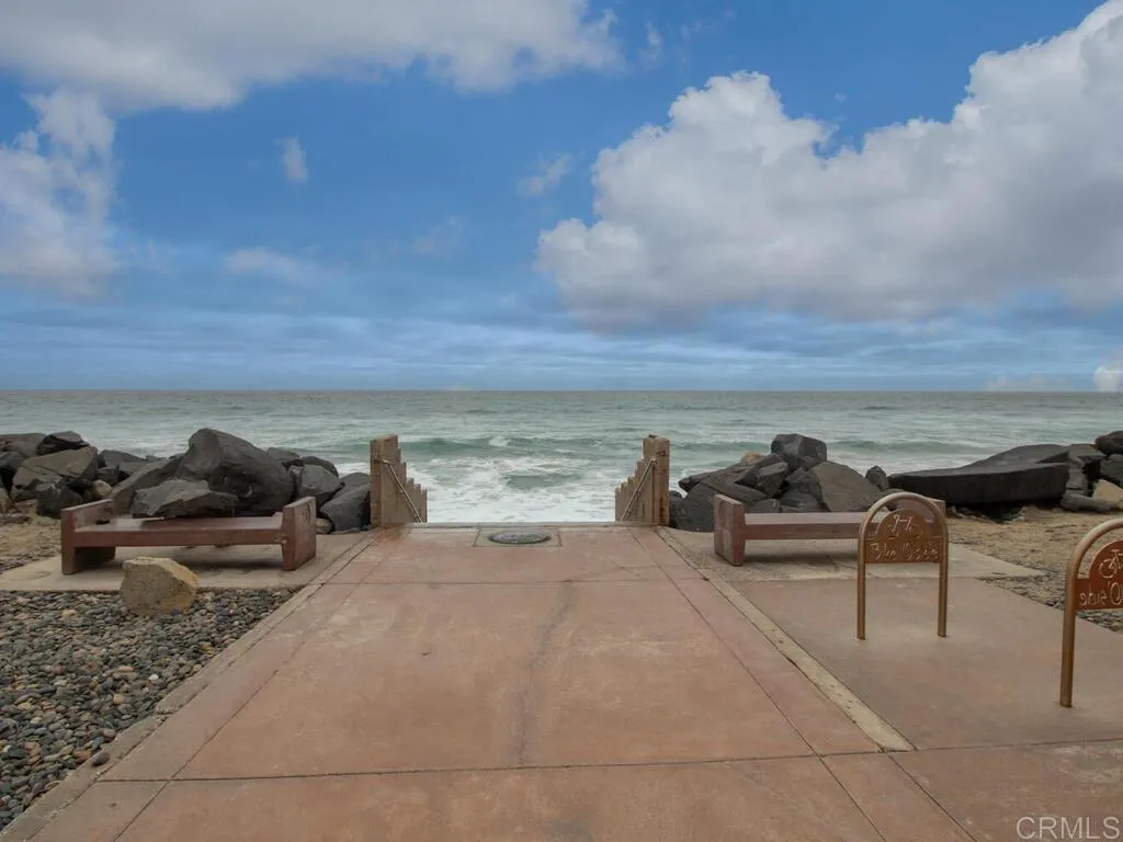 Oceanside, California 92054, United States, 3 Bedrooms Bedrooms, ,3 BathroomsBathrooms,Residential,Active,194296