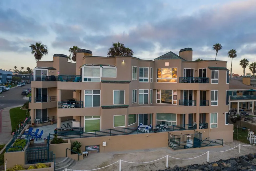 Oceanside, California 92054, United States, 3 Bedrooms Bedrooms, ,3 BathroomsBathrooms,Residential,Active,194296