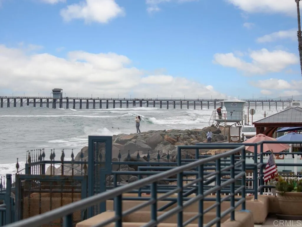 Oceanside, California 92054, United States, 3 Bedrooms Bedrooms, ,3 BathroomsBathrooms,Residential,Active,194296