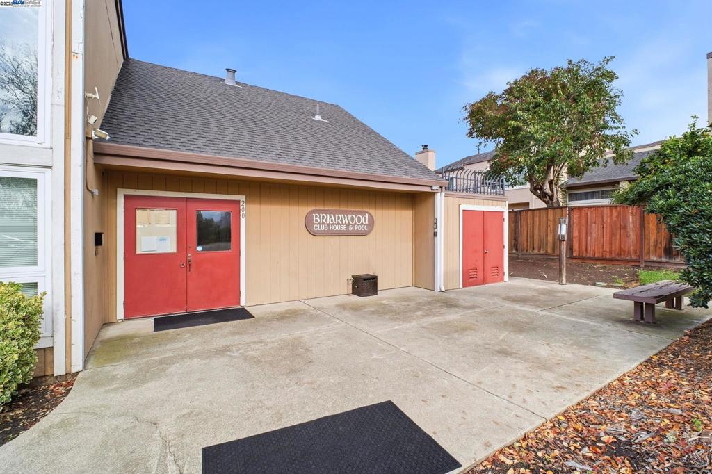 BRIARWOOD - Residential