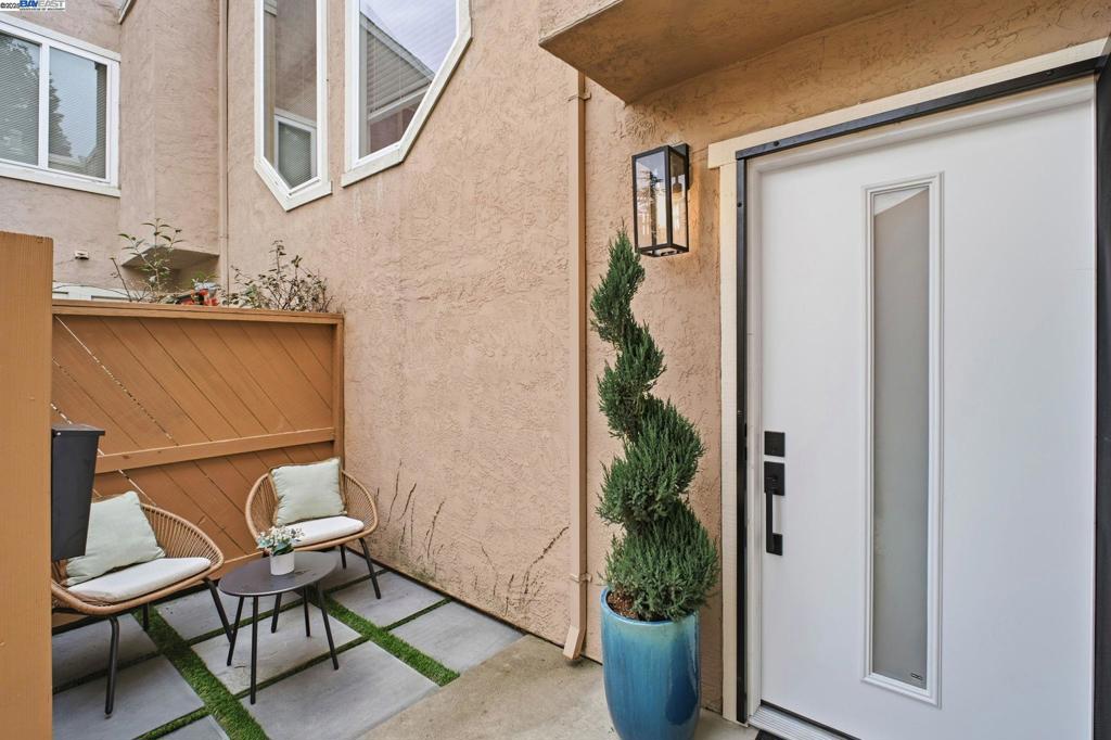 27639 Eucalyptus Court