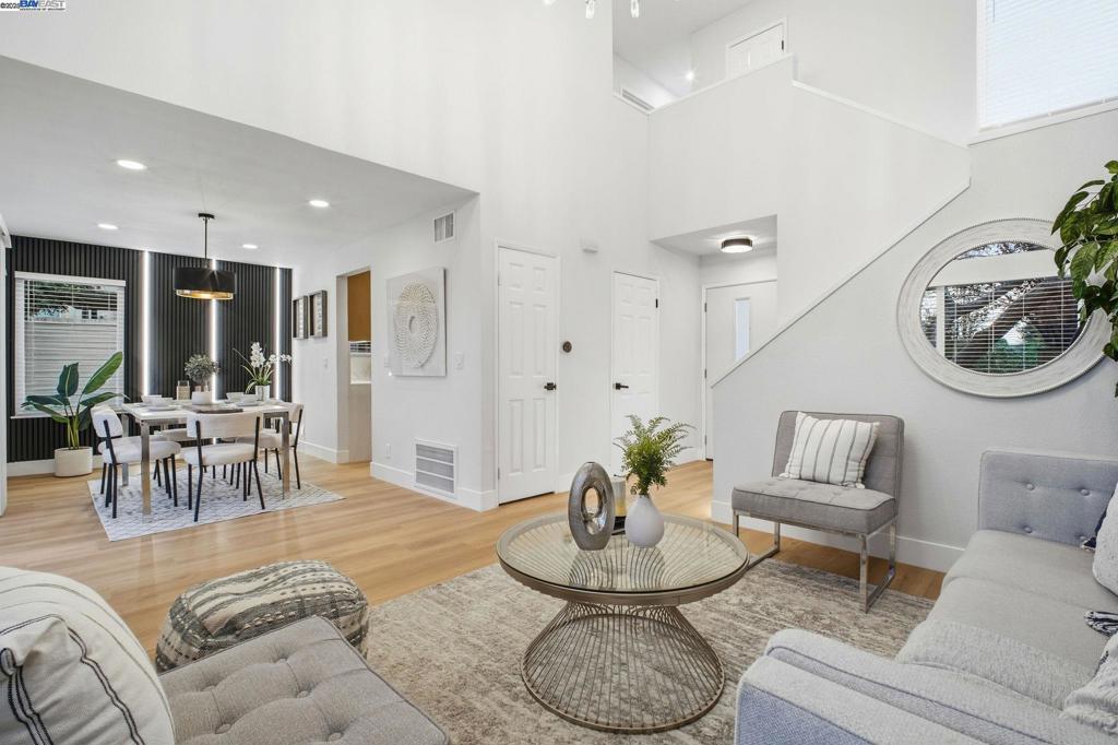 BRIARWOOD - Residential