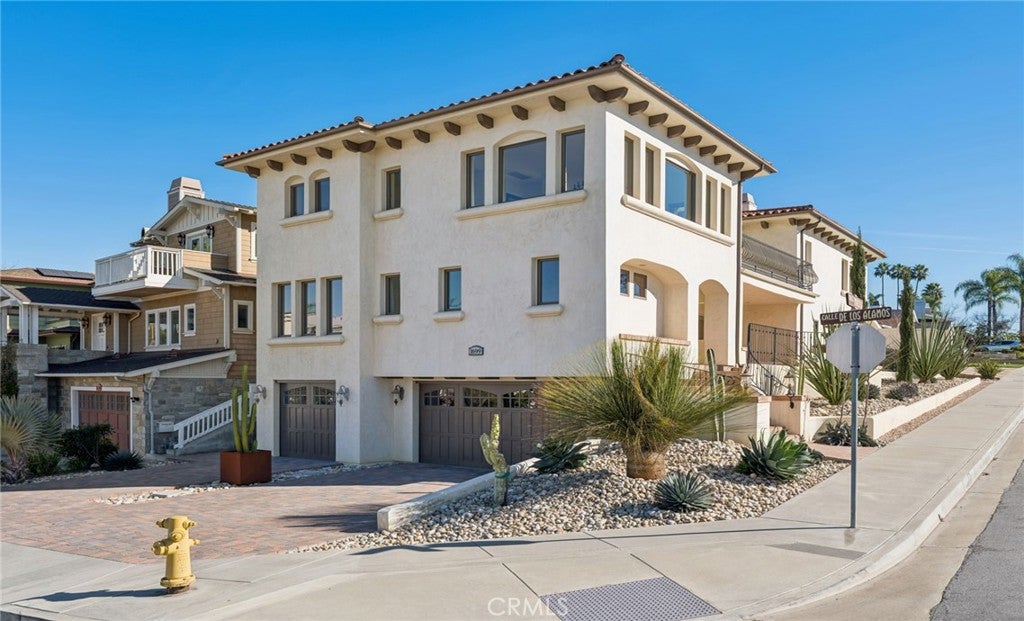 Photo of 1699 Calle De Los Alamos, San Clemente, CA 92672 (MLS # NP26121366)
