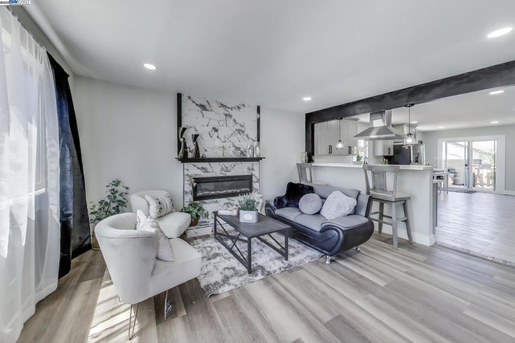 ALHAMBRA  VALLEY - Residential