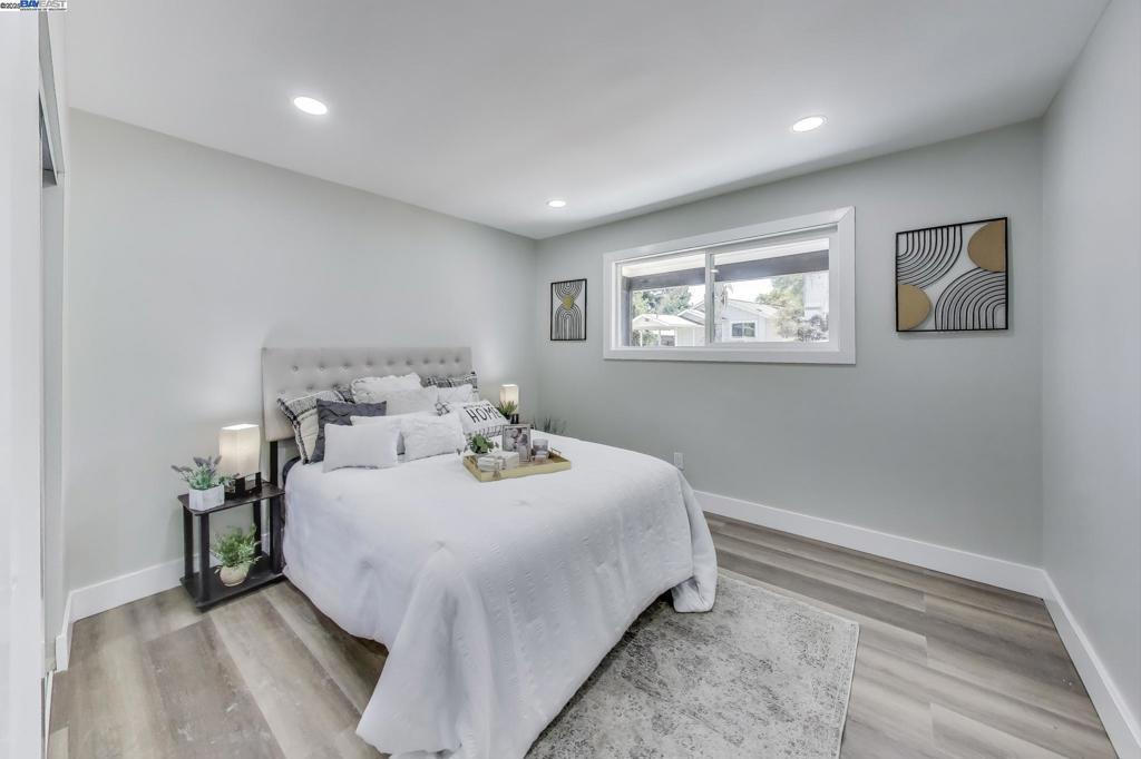 ALHAMBRA  VALLEY - Residential