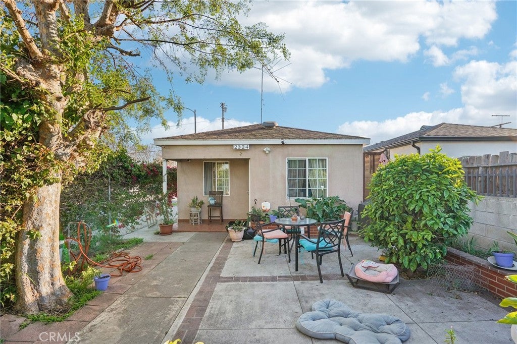 2324 E 108th St, Los Angeles CA 90059