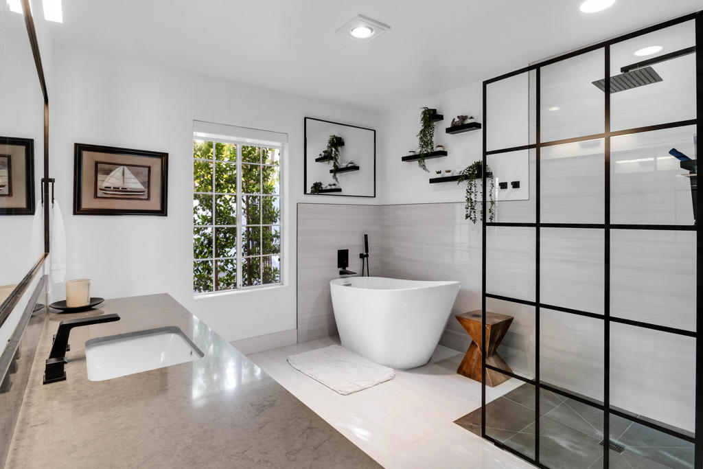 Cove At Indian Wells - Residential Lease