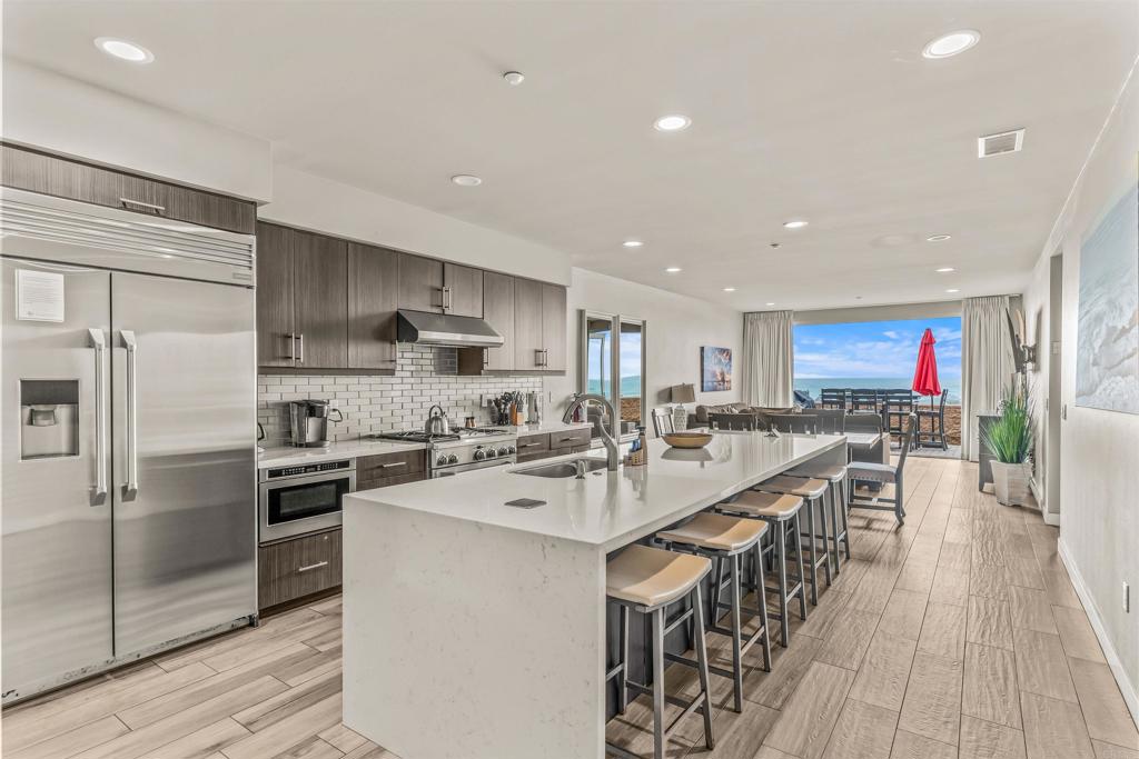 700 S The Strand 102