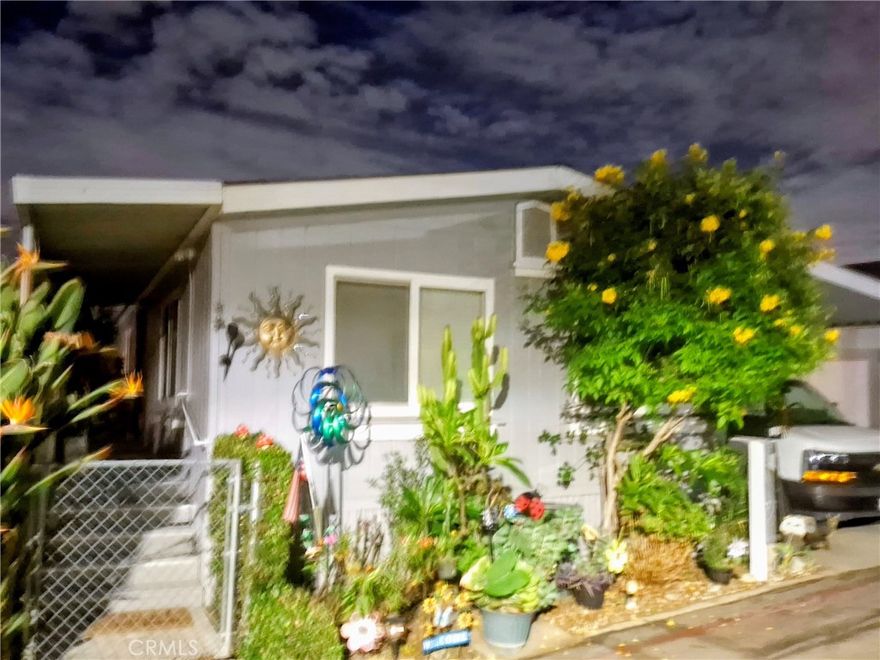 Beautifully updated mobile home for sale! 



Step inside this freshly updated and move in ready home featuring new flooring throughout and a brand-new heating and air unit (just 1 month old) for year-round comfort. The kitchen has been remodeled with a new sink, faucet, and garbage disposal, offering both style and convenience. Other recent improvements include a fairly new water heater, new window screens, new toilet and a fairly new Roof, giving peace of mind for years to come. Separate laundry room makes it easy and convenient.  This home combines modern updates with practical living - all at an affordable price!