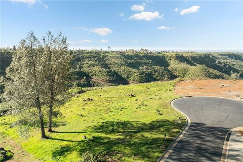 Photo of 172 Redbud Drive, Paradise, CA 95969 (MLS # SN26049441)