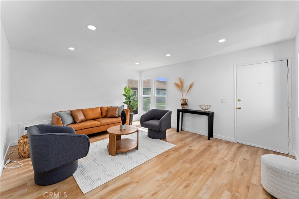 1800 E Heim Avenue 25