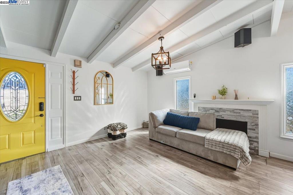GLEN EDEN - Residential