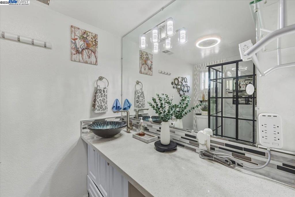 GLEN EDEN - Residential