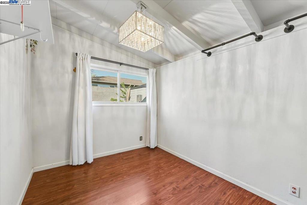 GLEN EDEN - Residential