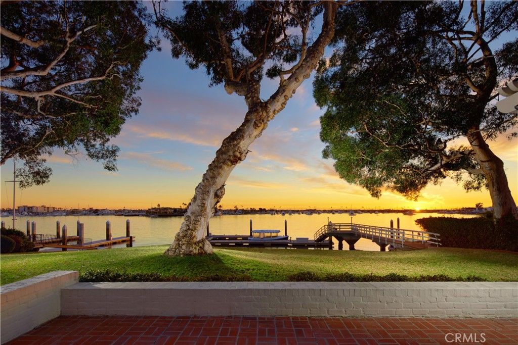 Photo of 20 Harbor Island, Newport Beach, CA 92660 (MLS # NP25020448)