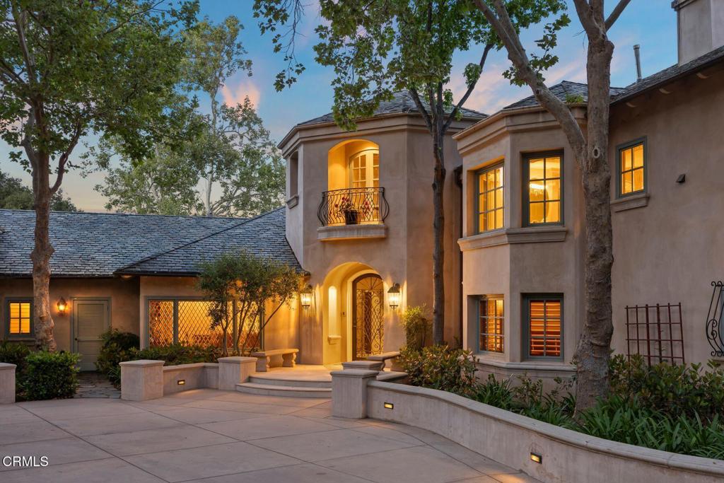 651 Oak Grove Court