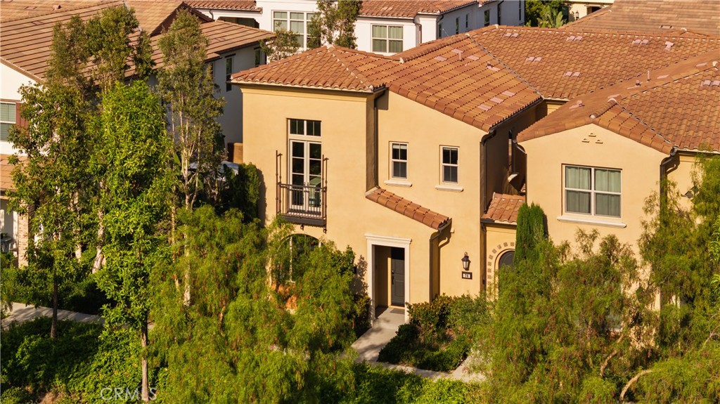 72 Parkwood