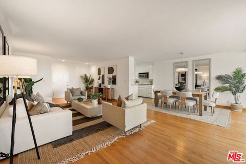 Photo of 10725 Ohio Avenue #2, Los Angeles, CA 90024 (MLS # 26731605)