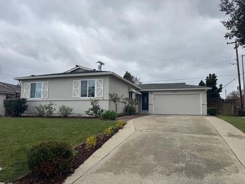 Photo of 1040 Linda Drive, Campbell, CA 95008 (MLS # ML82029009)