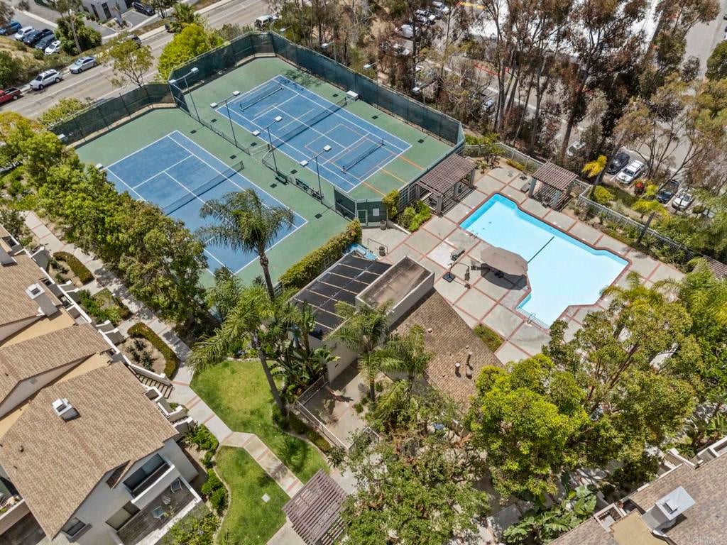 2710 Ariane Drive 3