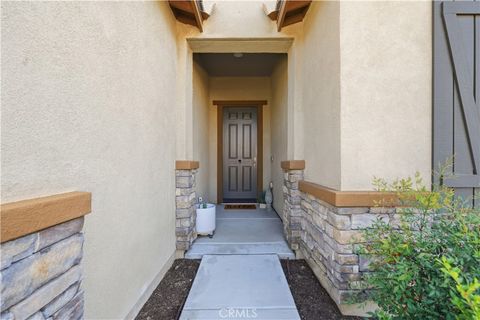 Tiny photo for 31618 Shawnee Cir, Menifee, CA 92584 (MLS # SW26049628)