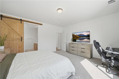 Tiny photo for 31618 Shawnee Cir, Menifee, CA 92584 (MLS # SW26049628)