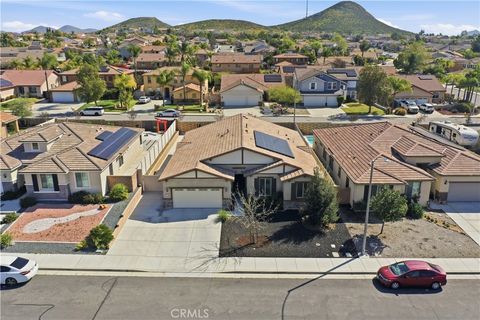 Tiny photo for 31618 Shawnee Cir, Menifee, CA 92584 (MLS # SW26049628)