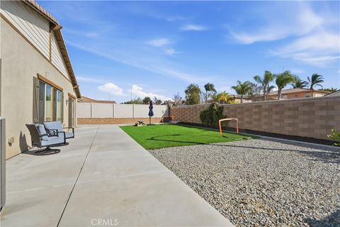 Tiny photo for 31618 Shawnee Cir, Menifee, CA 92584 (MLS # SW26049628)