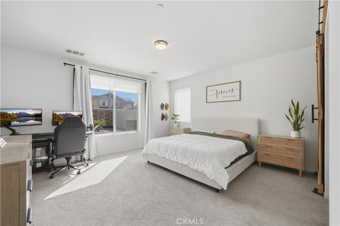 Tiny photo for 31618 Shawnee Cir, Menifee, CA 92584 (MLS # SW26049628)