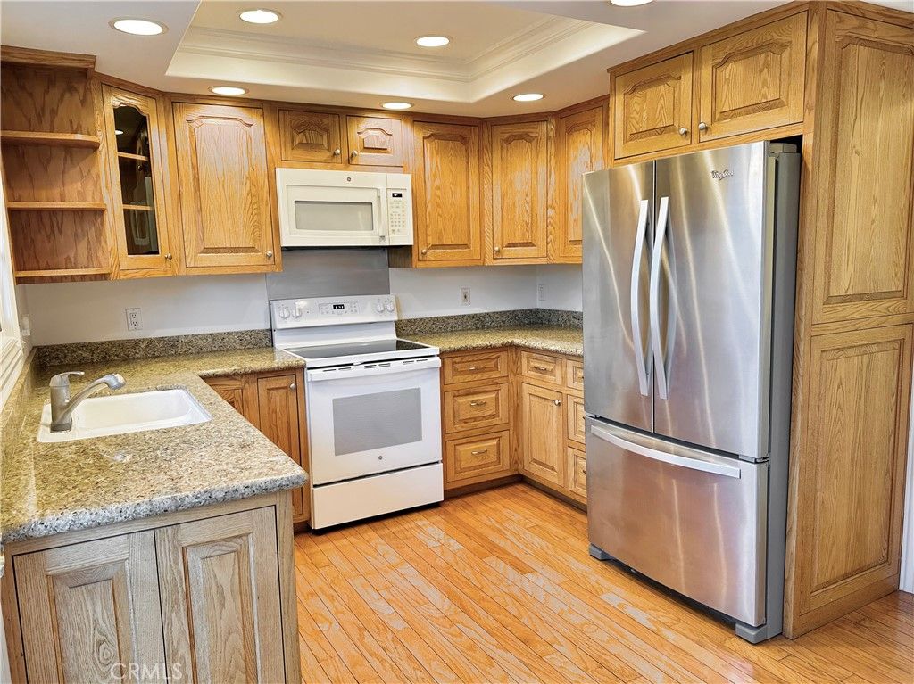 Photo of 28005 28005 Ridgebluff Court, Rancho Palos Verdes, CA 90275 (MLS # SB25230522)