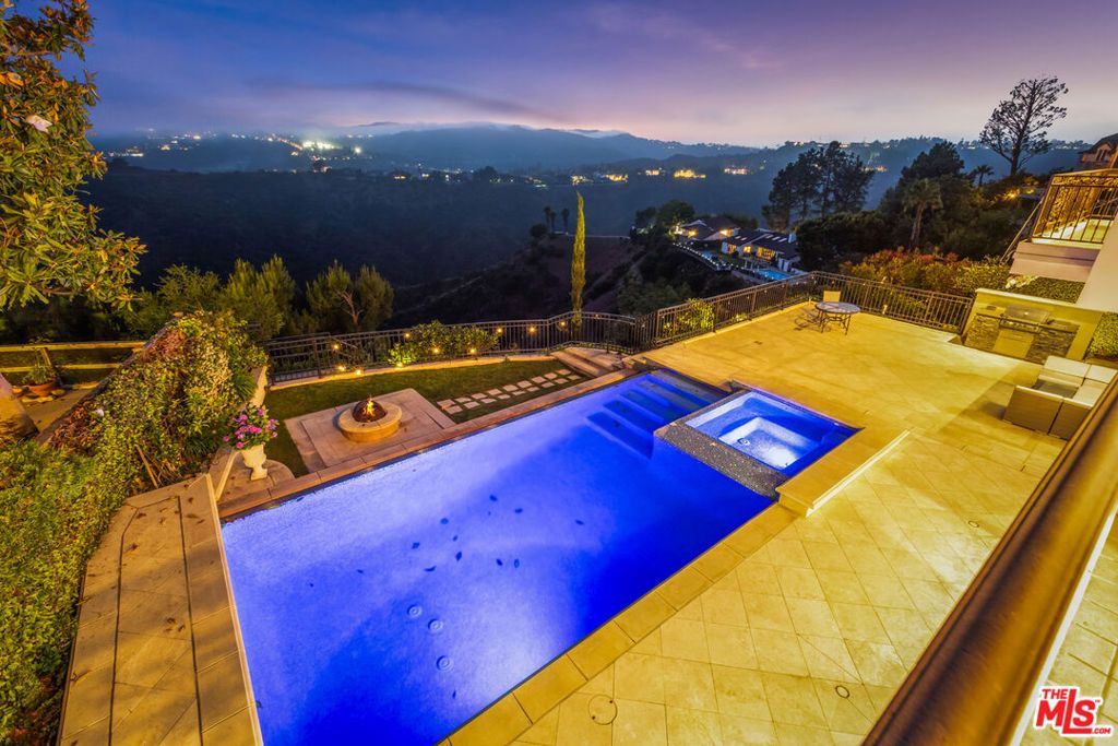 Photo of 1957 Linda Flora Drive, Los Angeles, CA 90077 (MLS # 25548867)