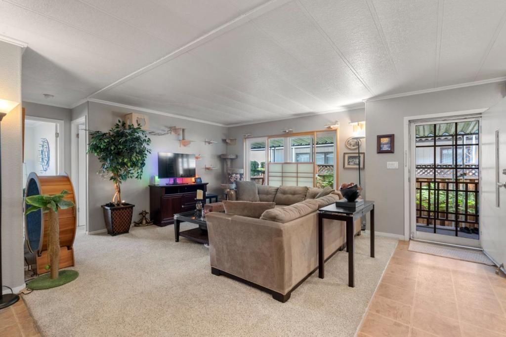 Photo of 2150 MONTEREY HWY Rd, San Jose, CA 95112 (MLS # ML82023260)