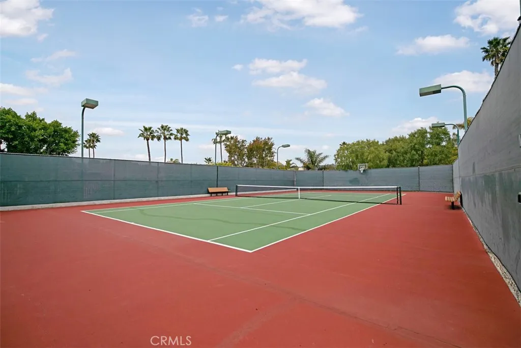 Laguna Niguel, California 92677, United States, 2 Bedrooms Bedrooms, ,3 BathroomsBathrooms,Residential,Active,205411