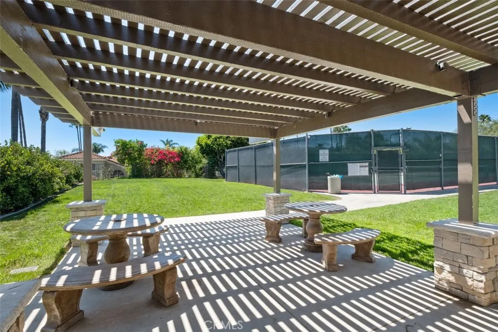 Laguna Niguel, California 92677, United States, 2 Bedrooms Bedrooms, ,3 BathroomsBathrooms,Residential,Active,205411