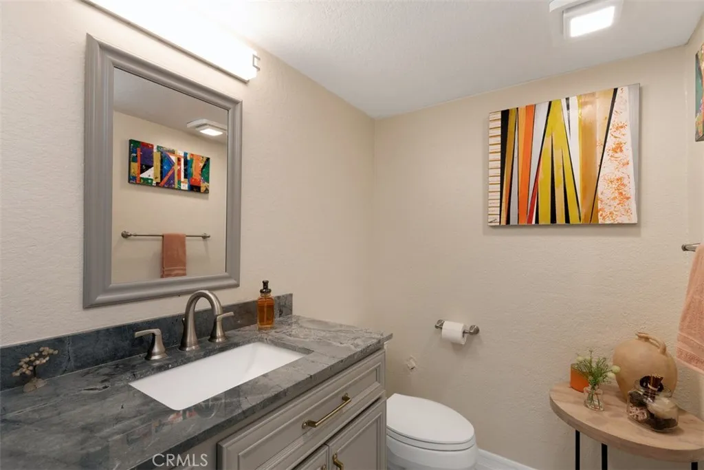 Laguna Niguel, California 92677, United States, 2 Bedrooms Bedrooms, ,3 BathroomsBathrooms,Residential,Active,205411